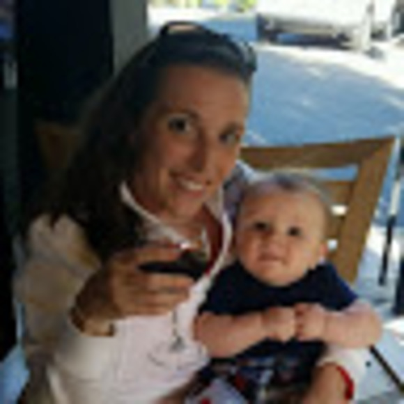 Meet your Posher, Jennifer - Picture 1 of 1